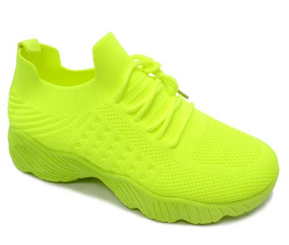 Neon colour 2025 sports shoes